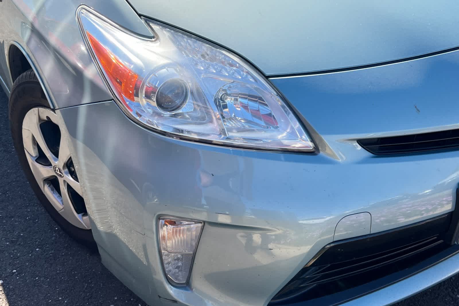 Thumbnail: 2015 Toyota Prius - 14