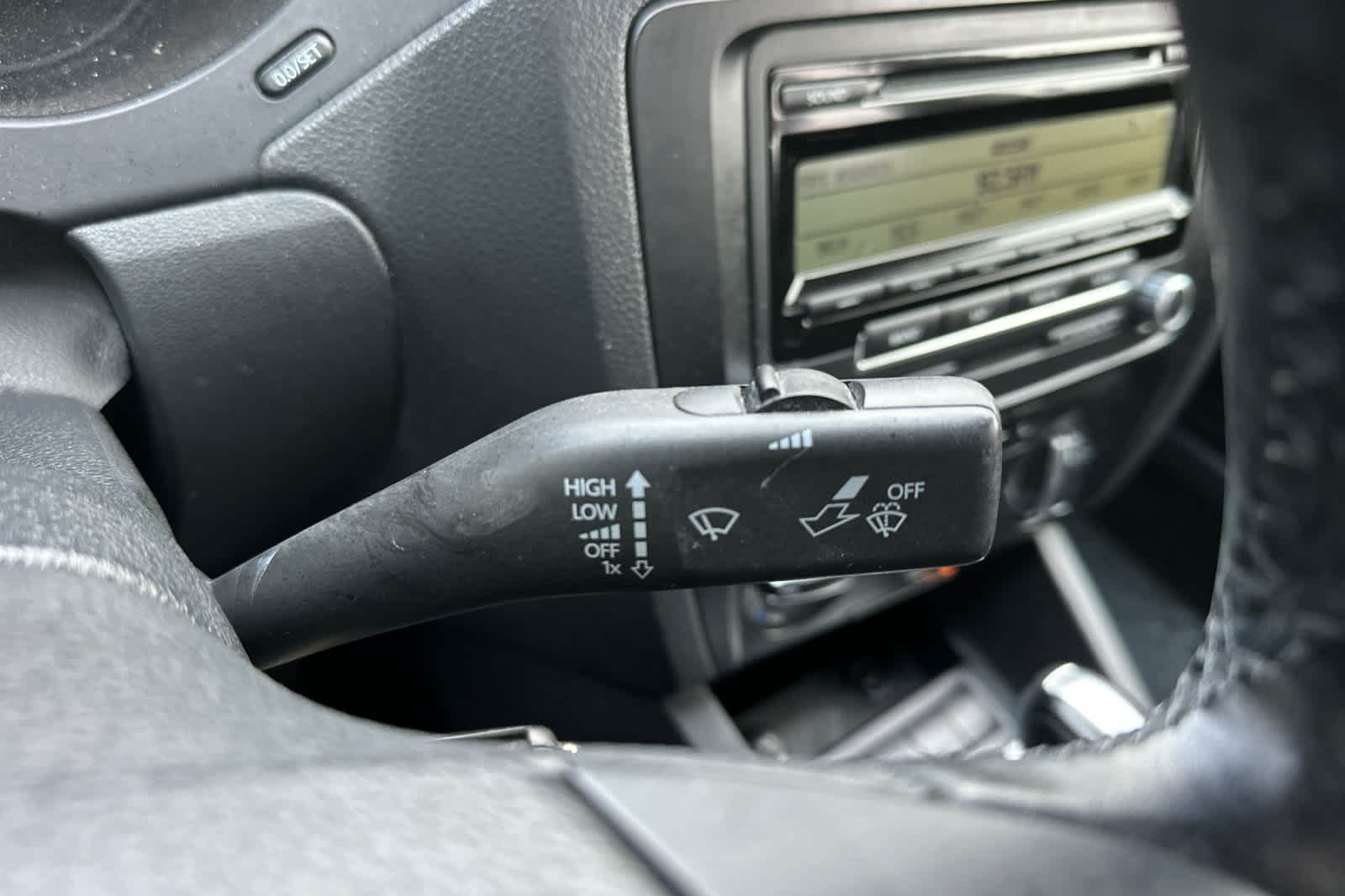 Thumbnail: 2011 Volkswagen Jetta - 29