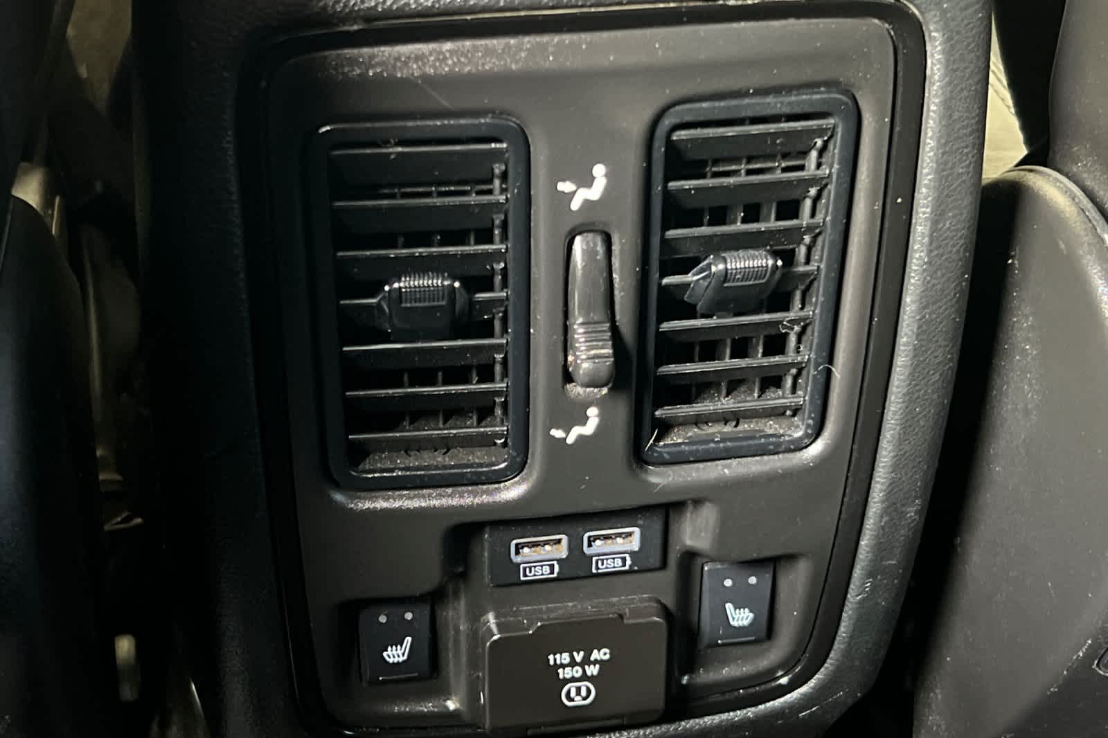 Thumbnail: 2022 Dodge Durango - 14