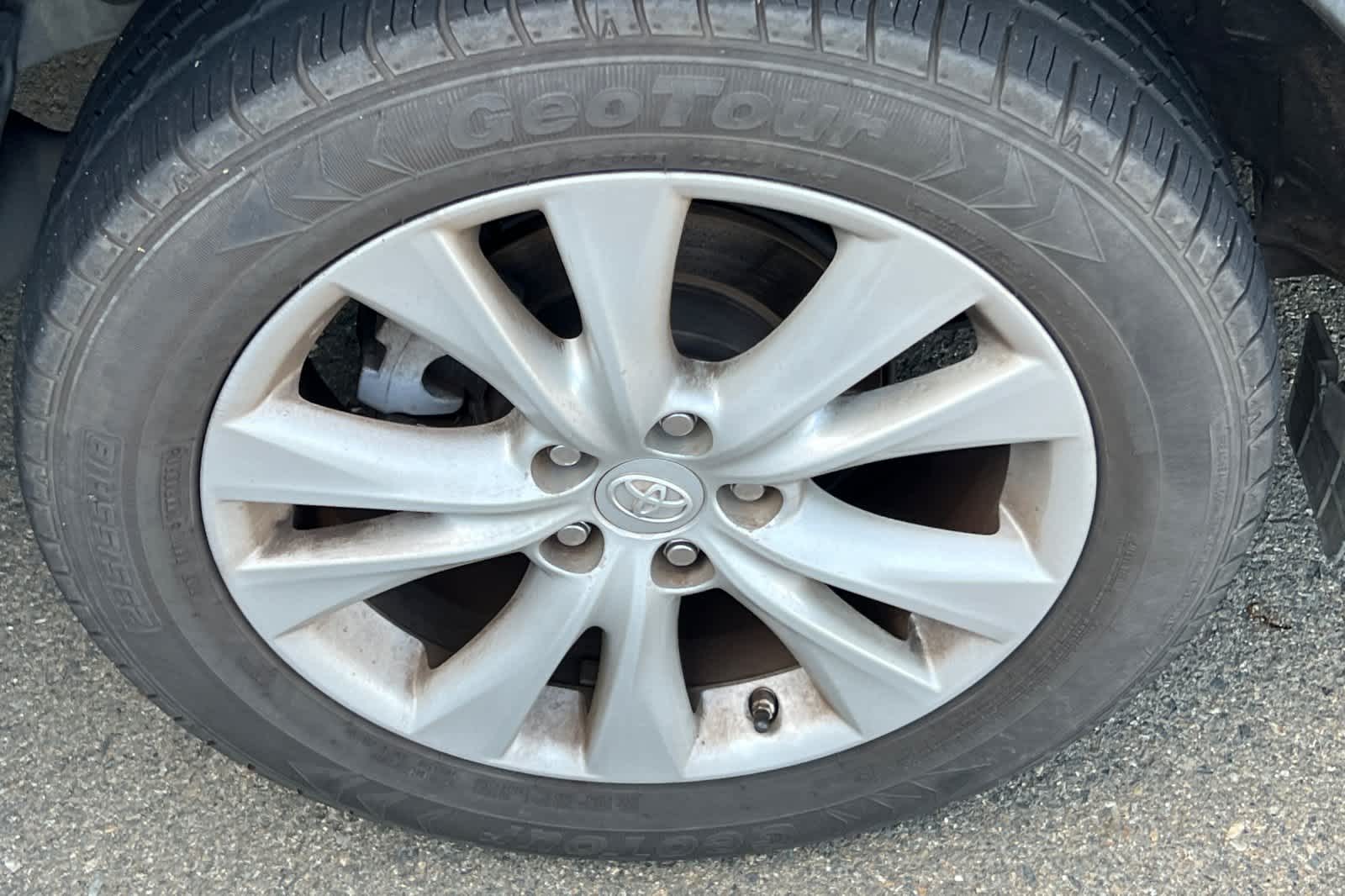 Thumbnail: 2013 Toyota RAV4 - 12