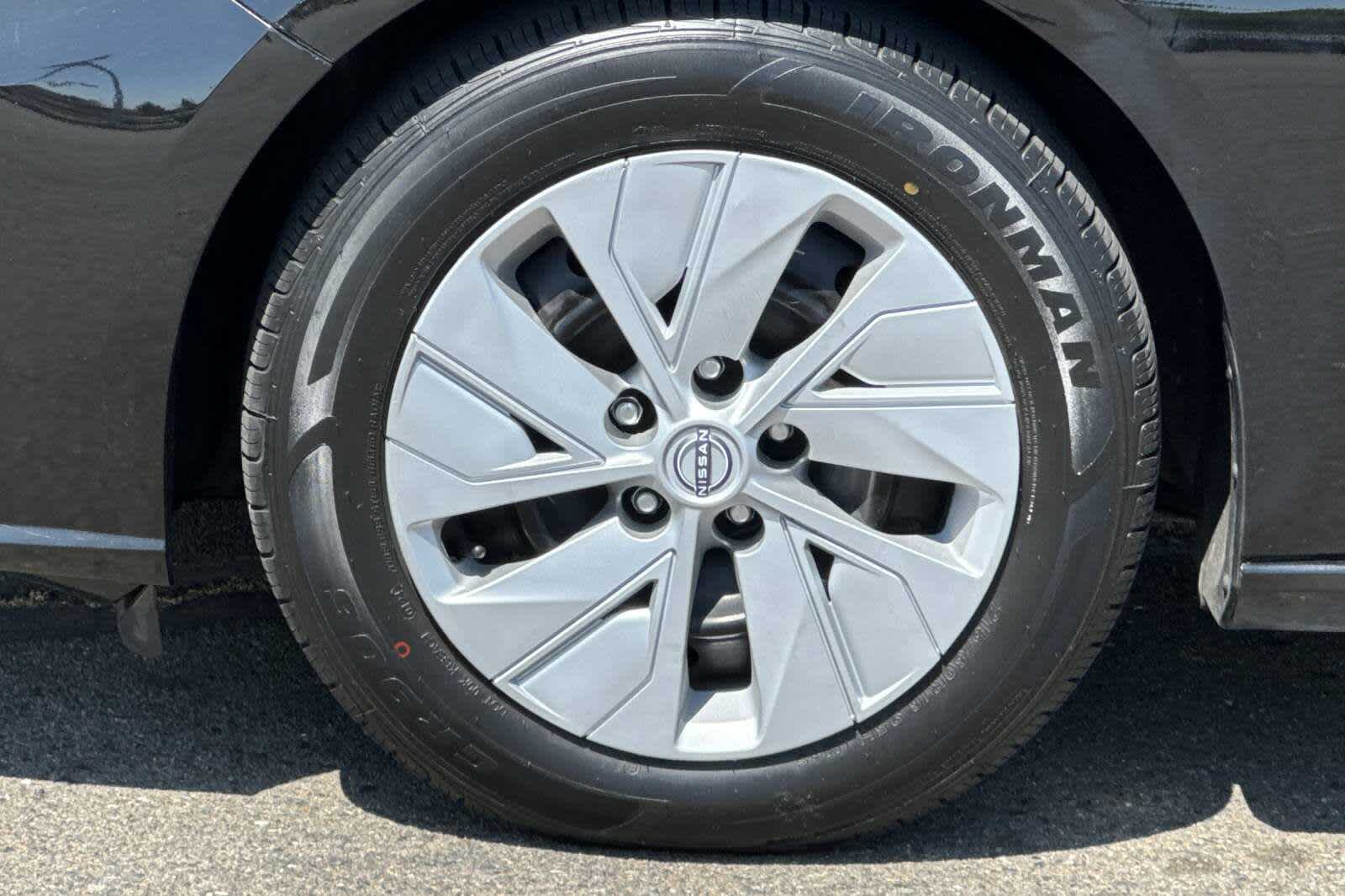 Thumbnail: 2023 Nissan Altima - 29
