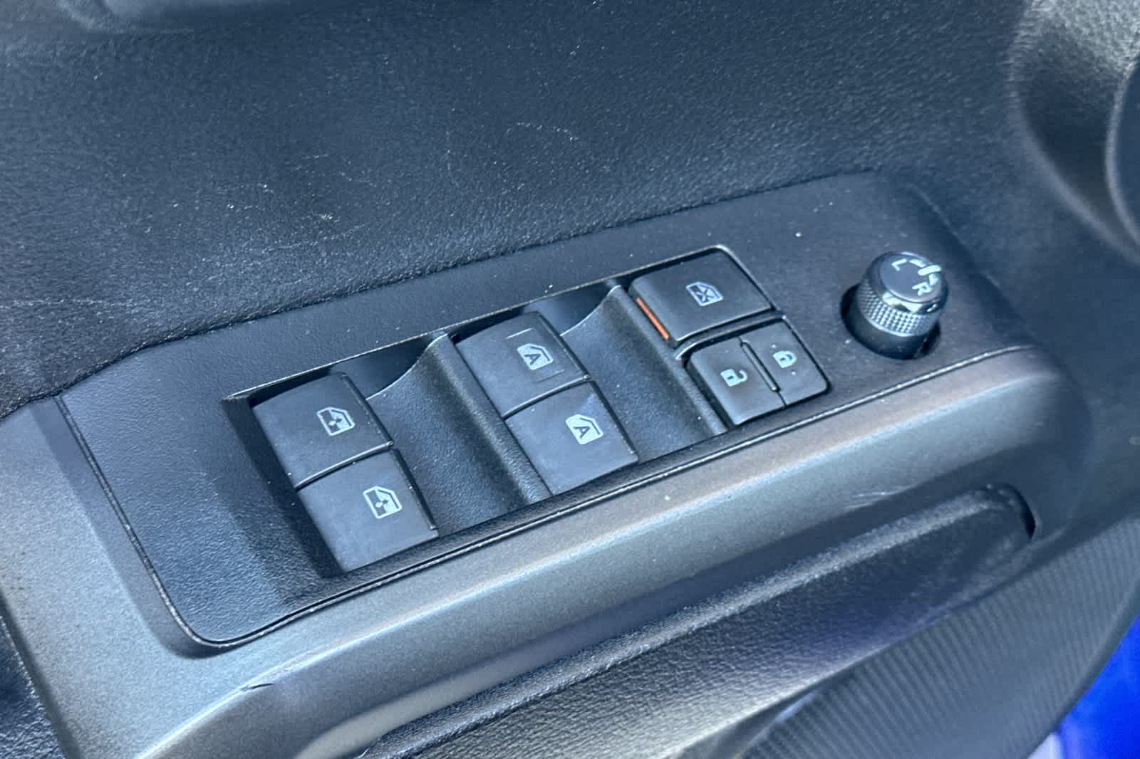 Thumbnail: 2023 Toyota Tacoma - 13