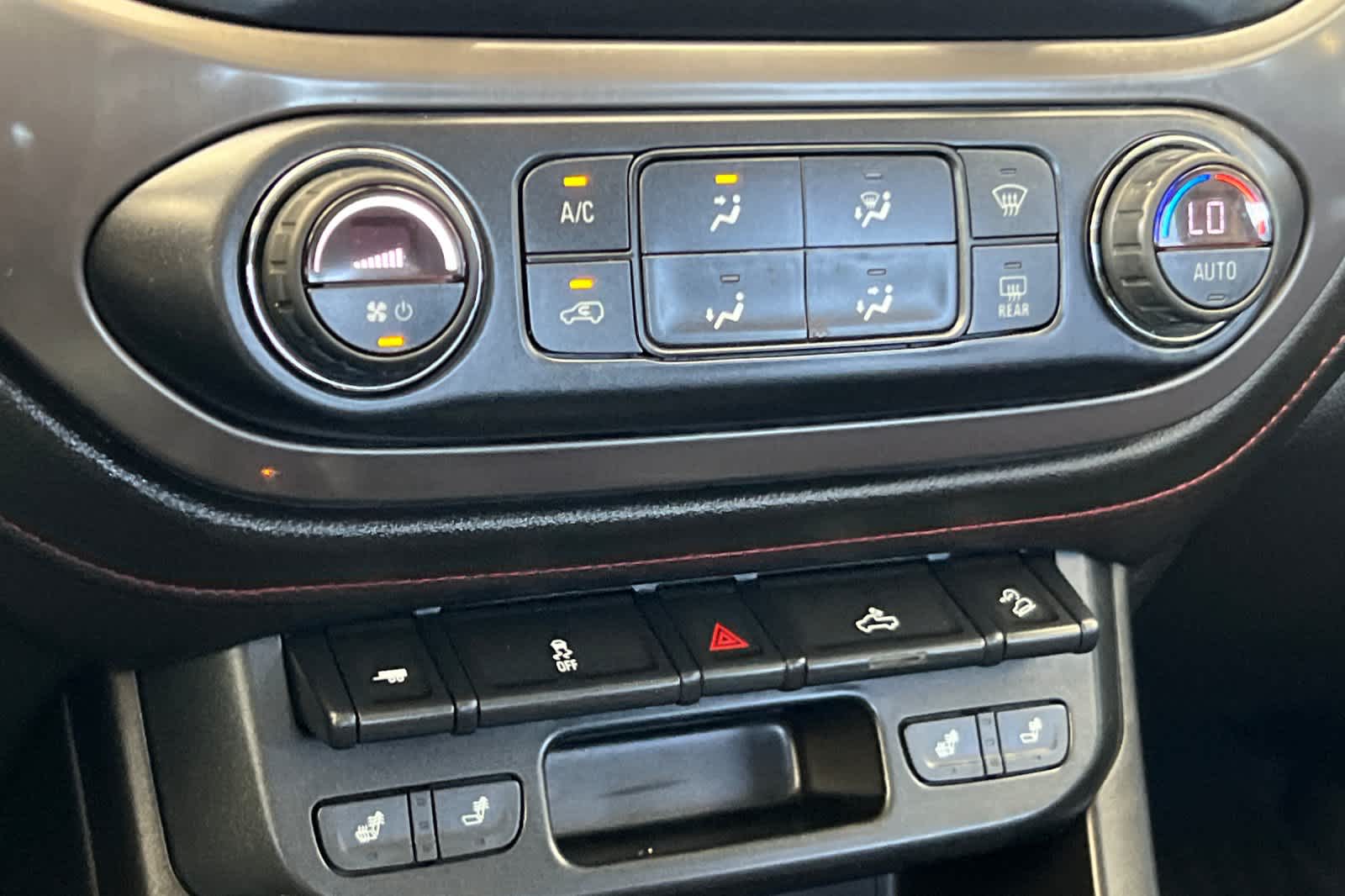 Thumbnail: 2018 GMC Canyon - 21