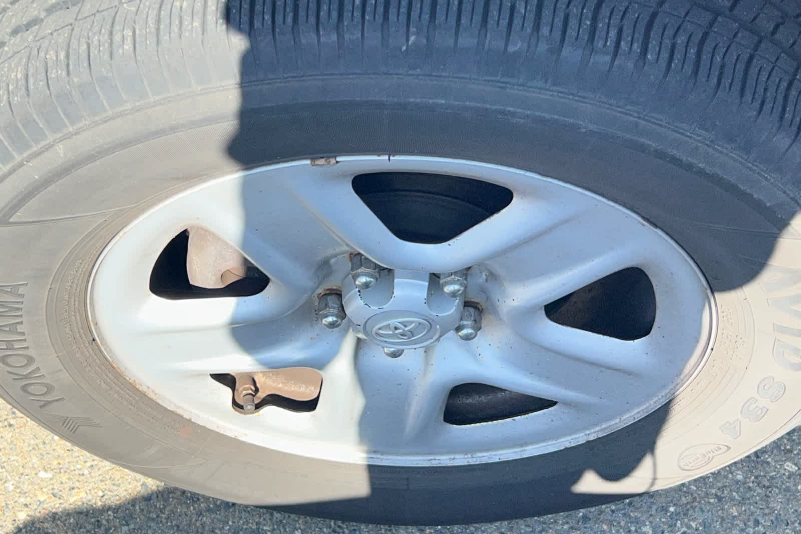 Thumbnail: 2011 Toyota RAV4 - 10