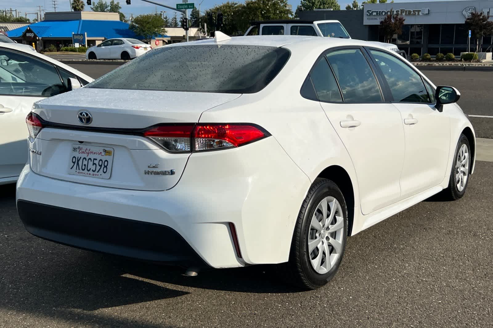 Thumbnail: 2023 Toyota Corolla - 4