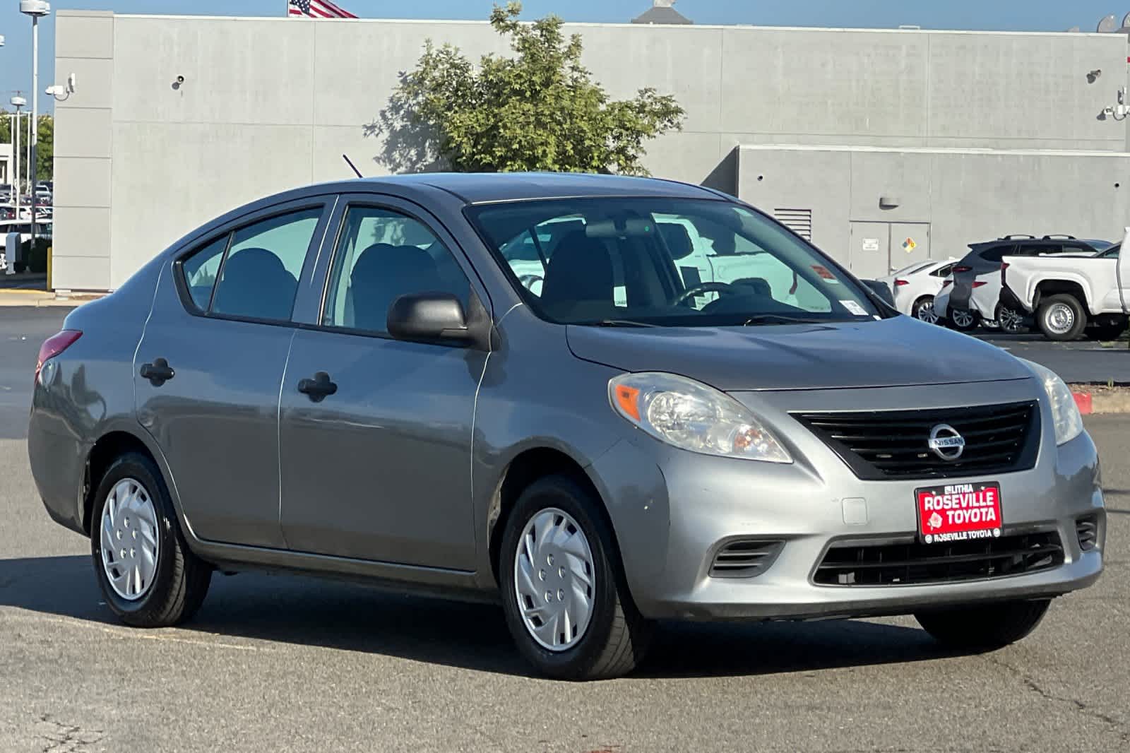 Thumbnail: 2014 Nissan Versa - 5