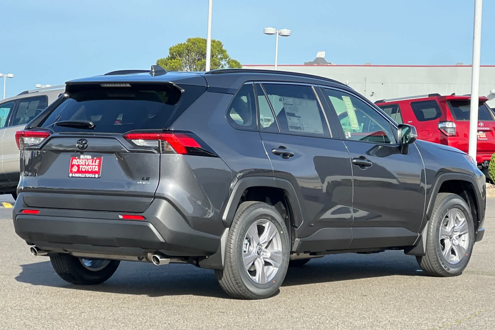 Thumbnail: 2025 Toyota RAV4 - 2