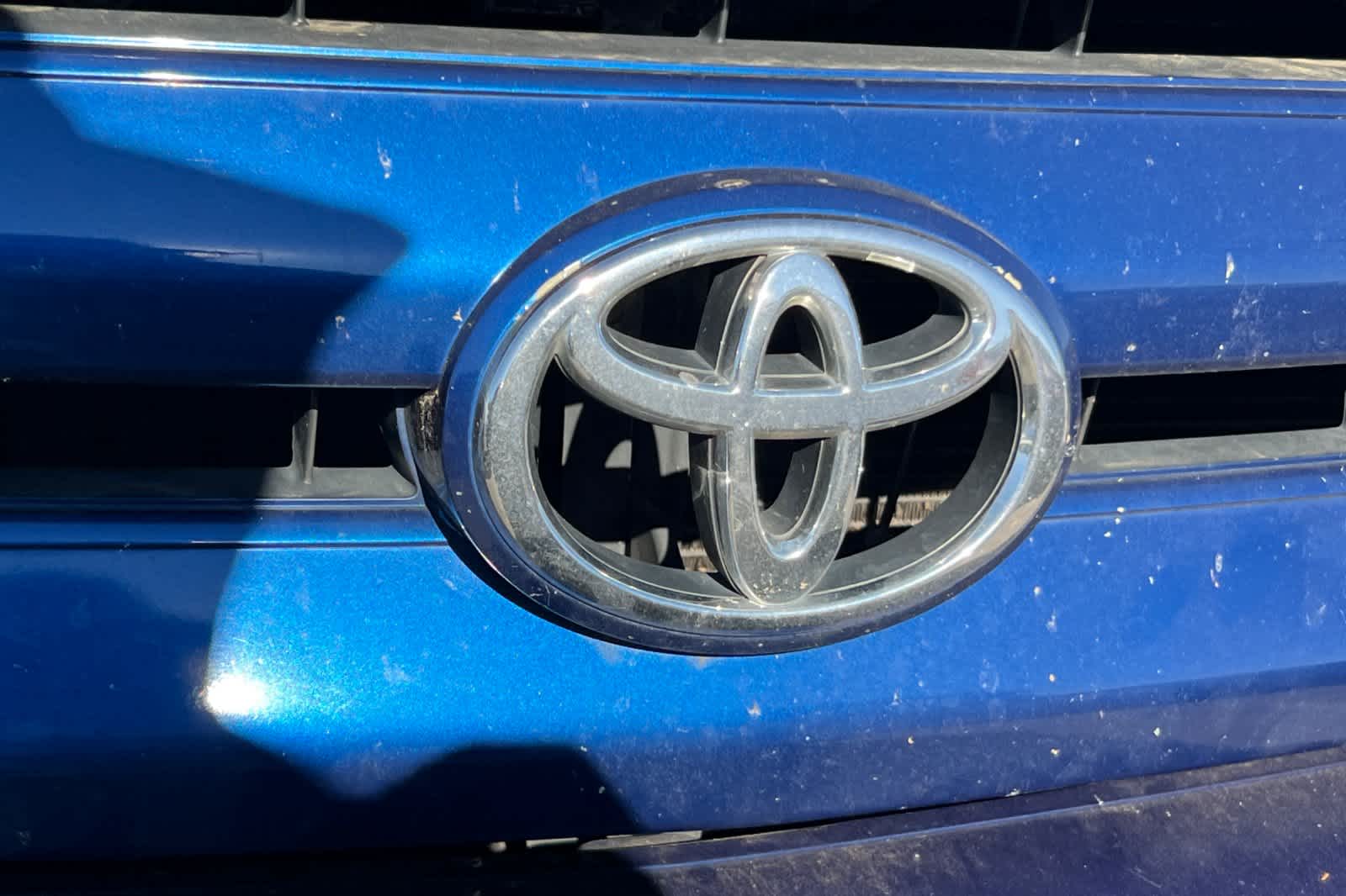 Thumbnail: 2005 Toyota Tundra - 10