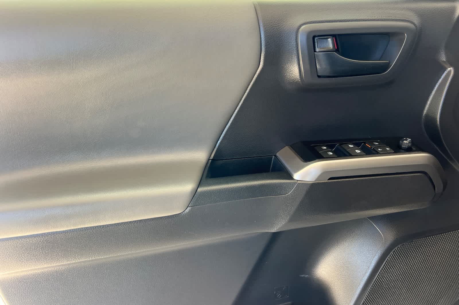 Thumbnail: 2023 Toyota Tacoma - 12