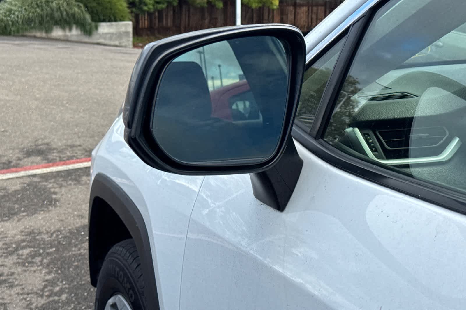 Thumbnail: 2019 Toyota RAV4 - 20