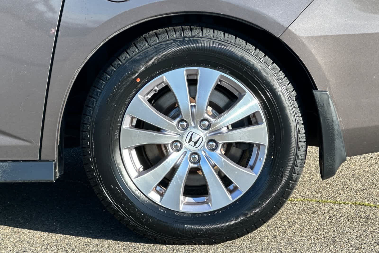 Thumbnail: 2014 Honda Odyssey - 32