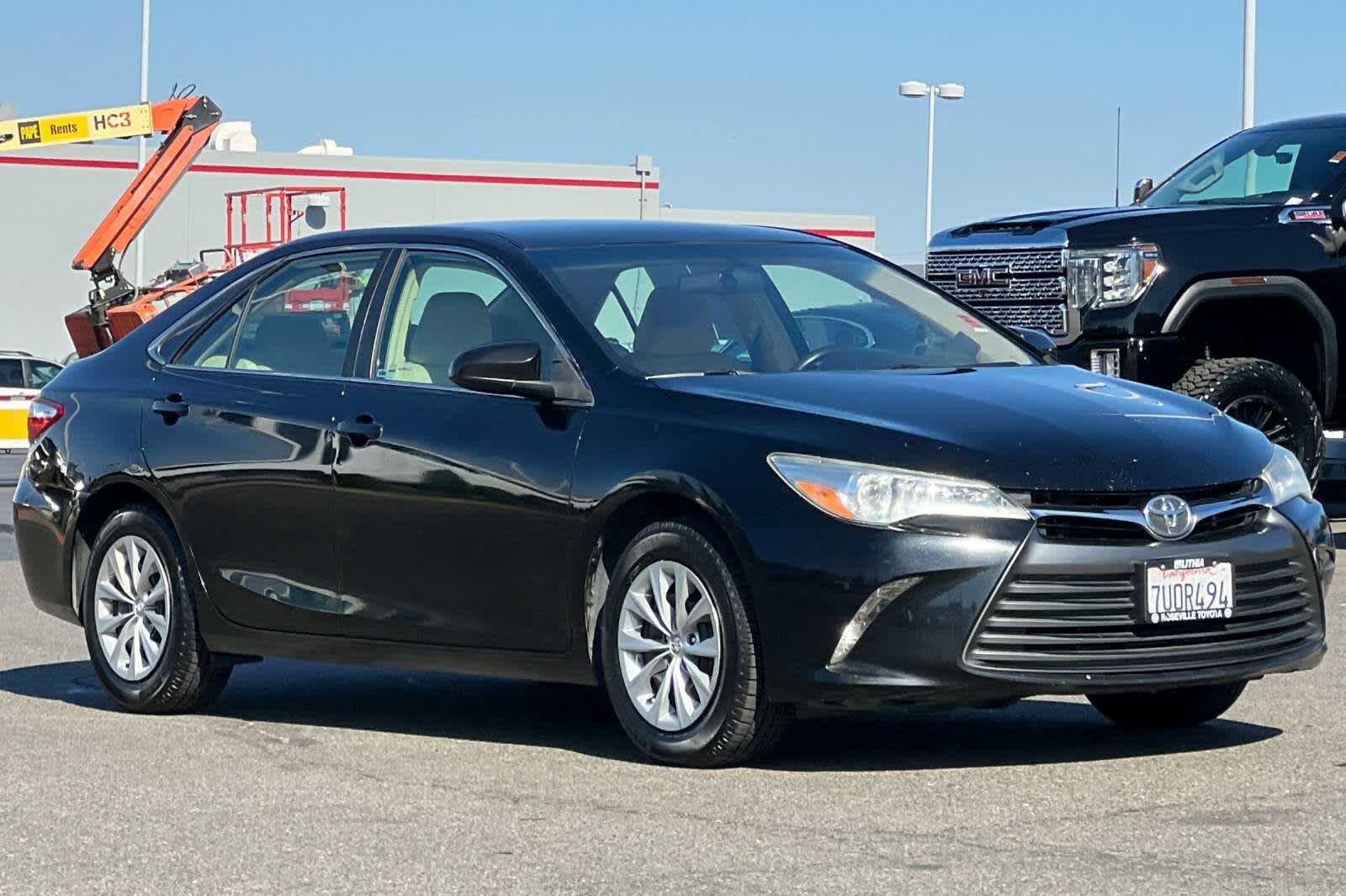 Thumbnail: 2017 Toyota Camry - 5