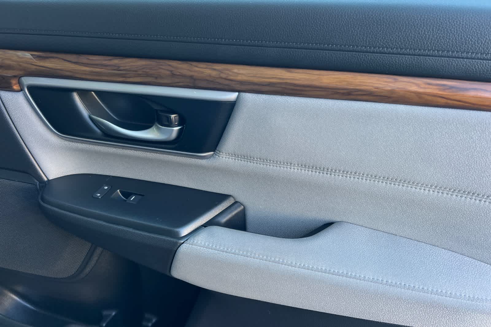 Thumbnail: 2017 Honda CR-V - 19