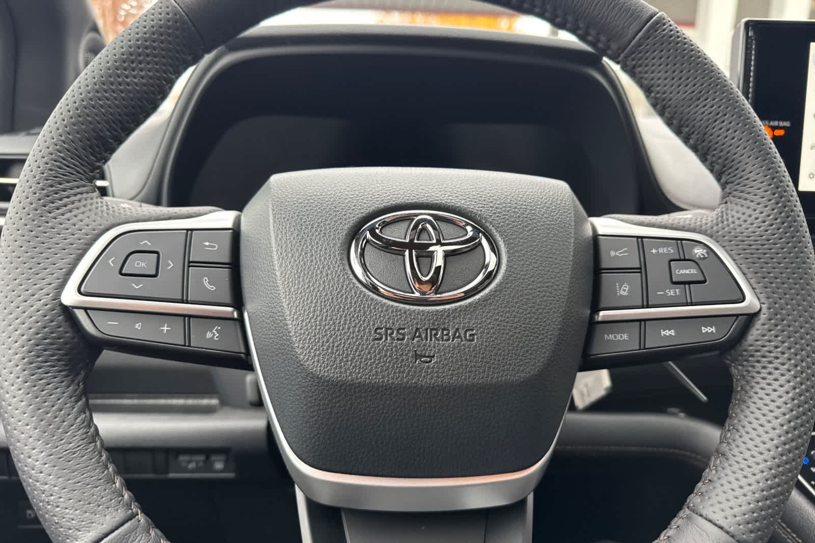 Thumbnail: 2026 Toyota Sienna - 26