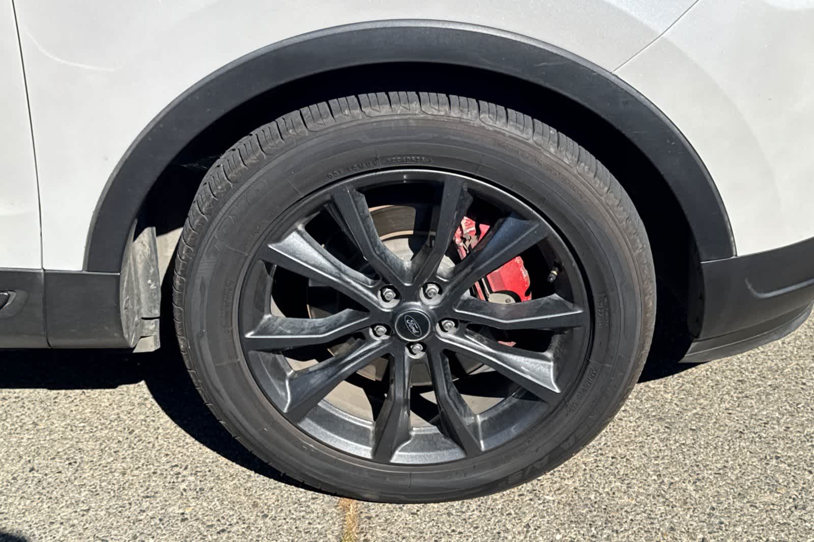 Thumbnail: 2018 Ford Explorer - 15