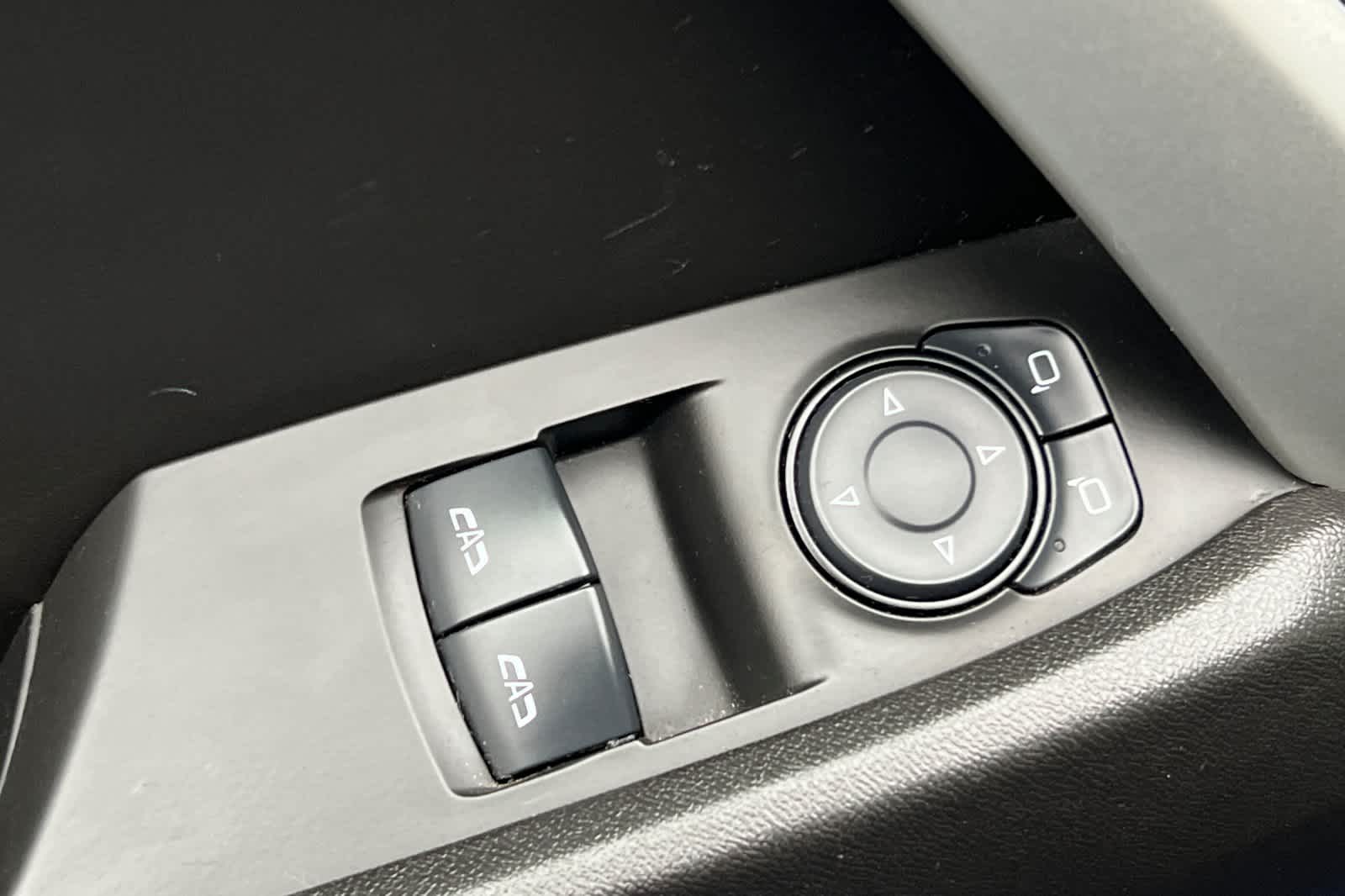 Thumbnail: 2017 Chevrolet Camaro - 13