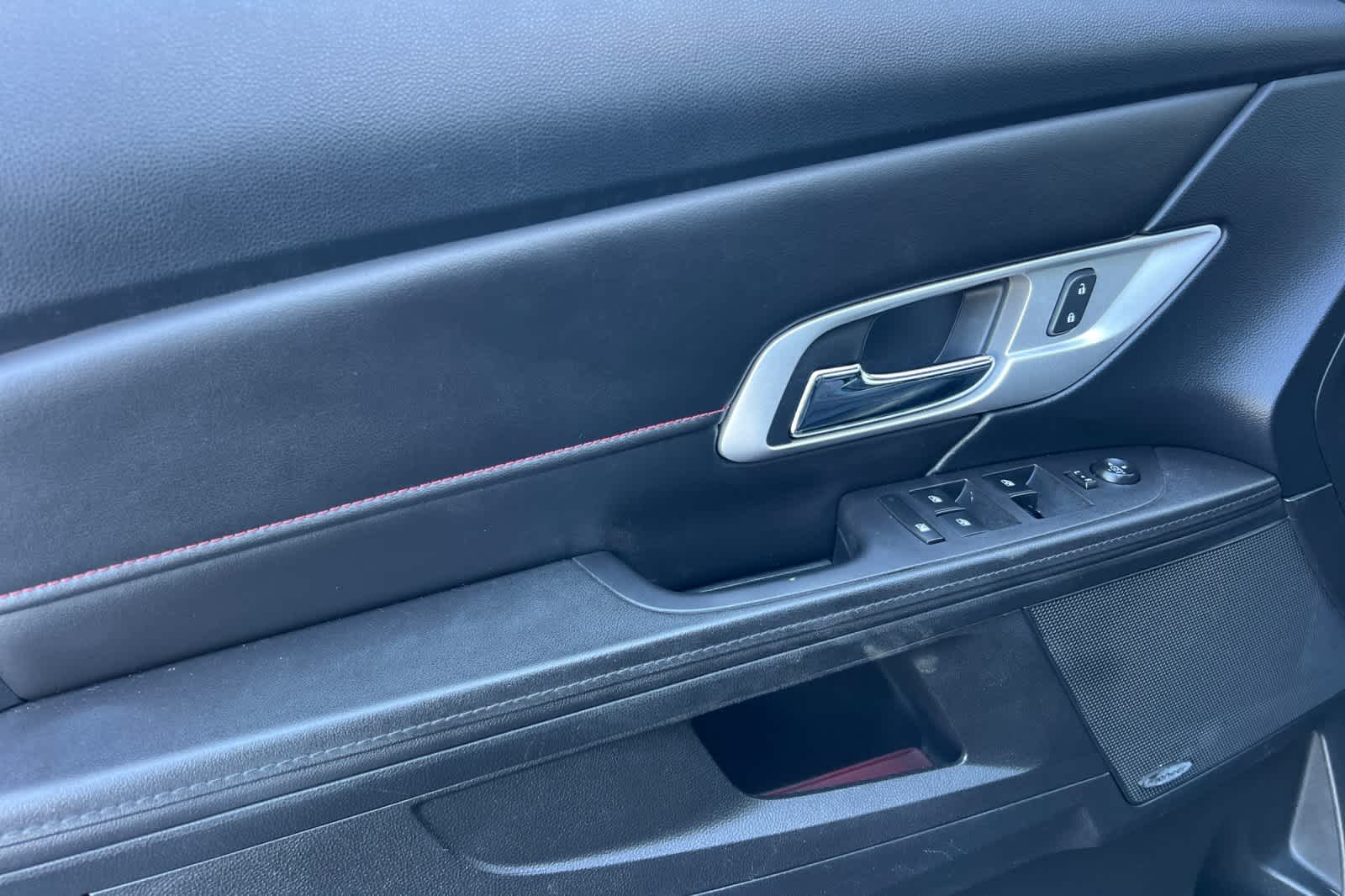 Thumbnail: 2016 GMC Terrain - 12