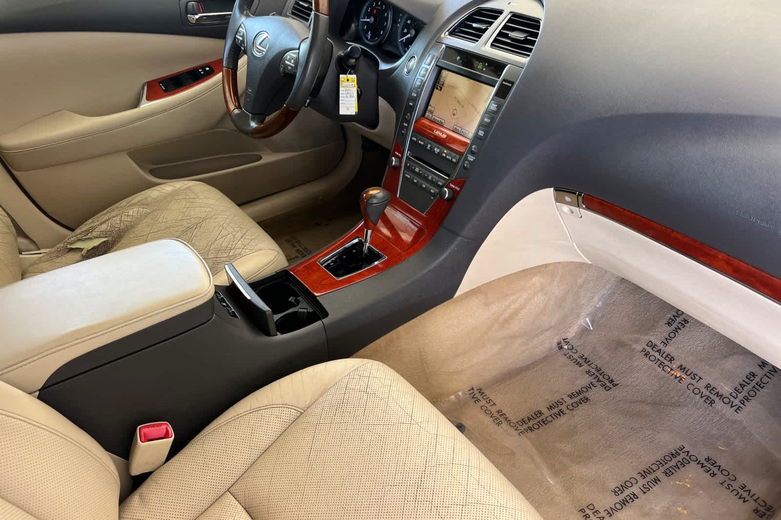 Thumbnail: 2011 Lexus ES - 15