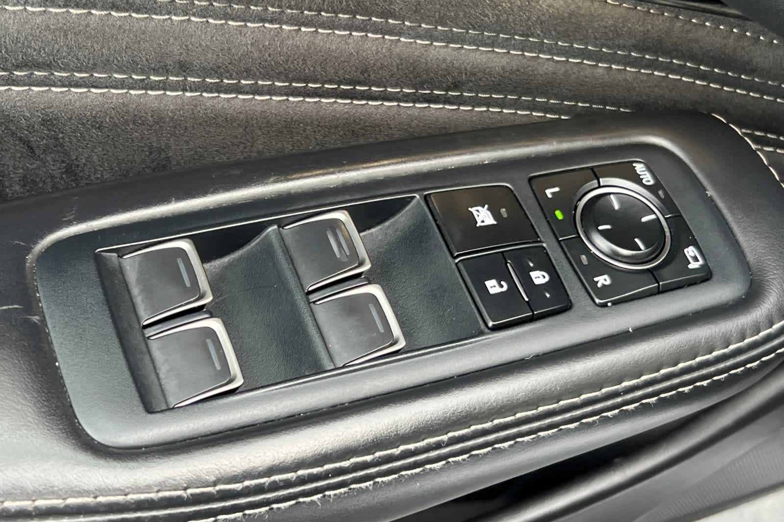 Thumbnail: 2018 Lexus LS - 13