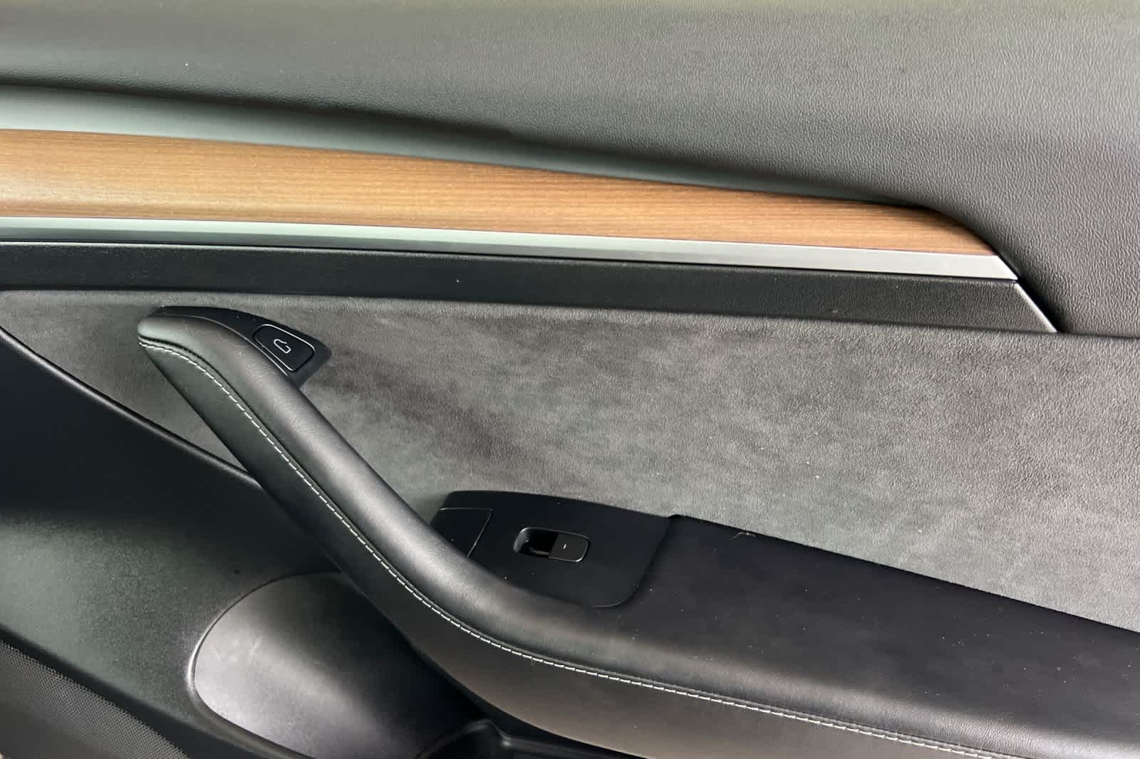 Thumbnail: 2023 Tesla Model 3 - 18