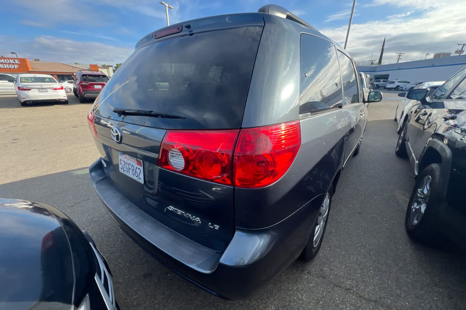 Thumbnail: 2007 Toyota Sienna - 2