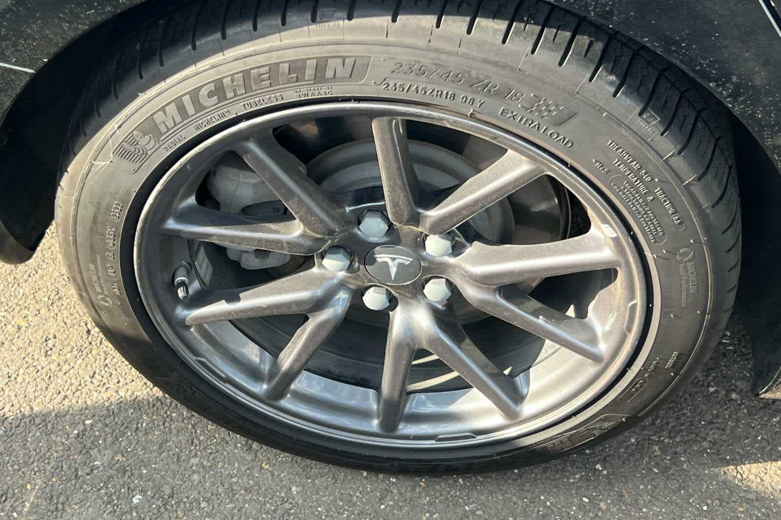 Thumbnail: 2019 Tesla Model 3 - 12