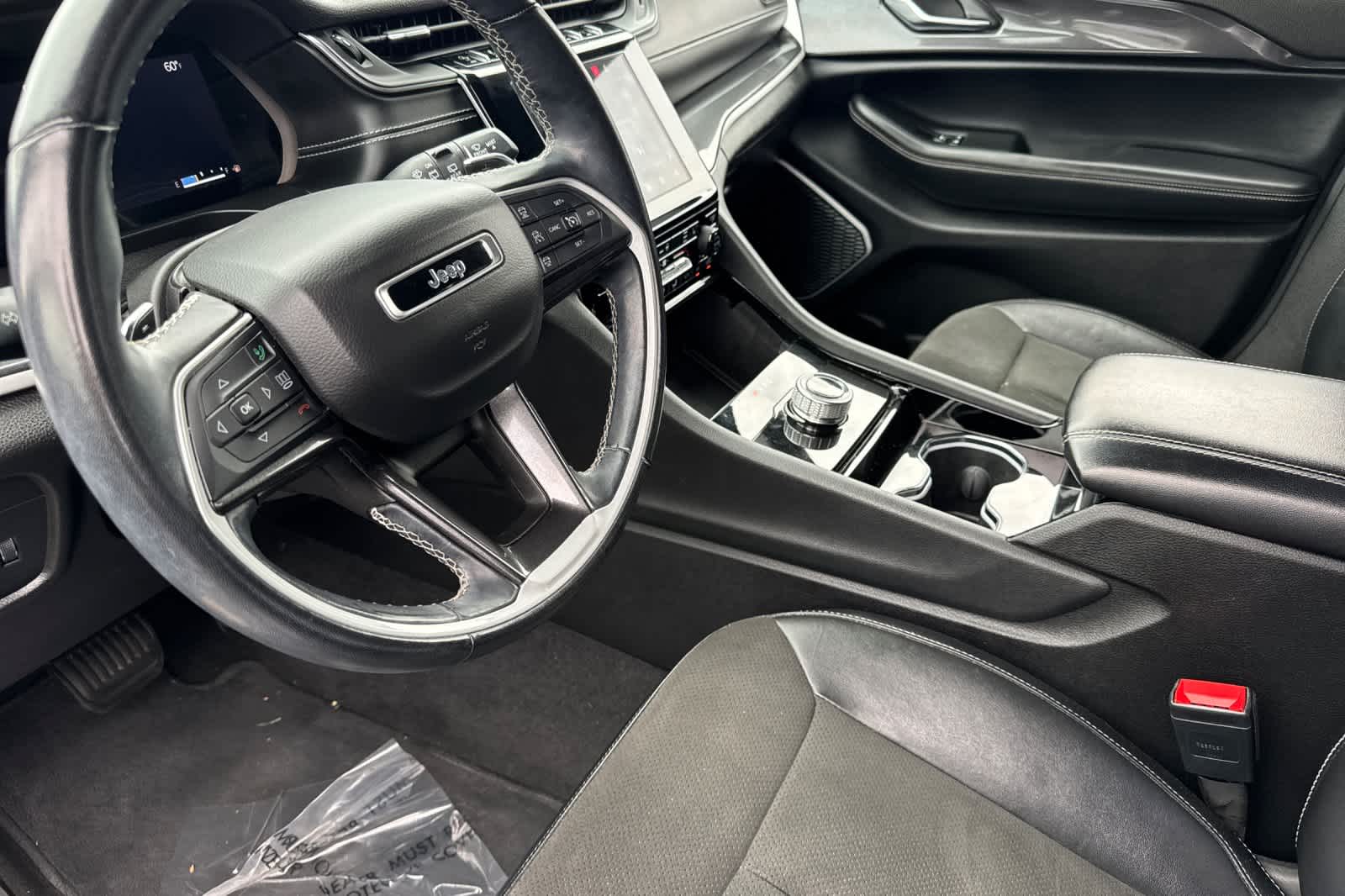 Thumbnail: 2021 Jeep Grand Cherokee L - 11