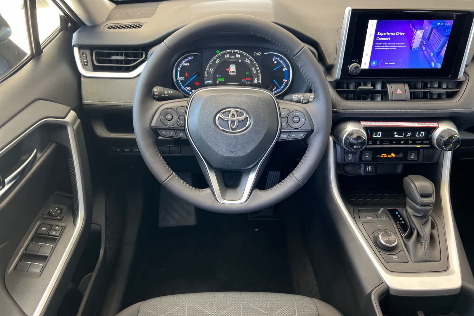 2025 Toyota RAV4 Woodland Edition 15