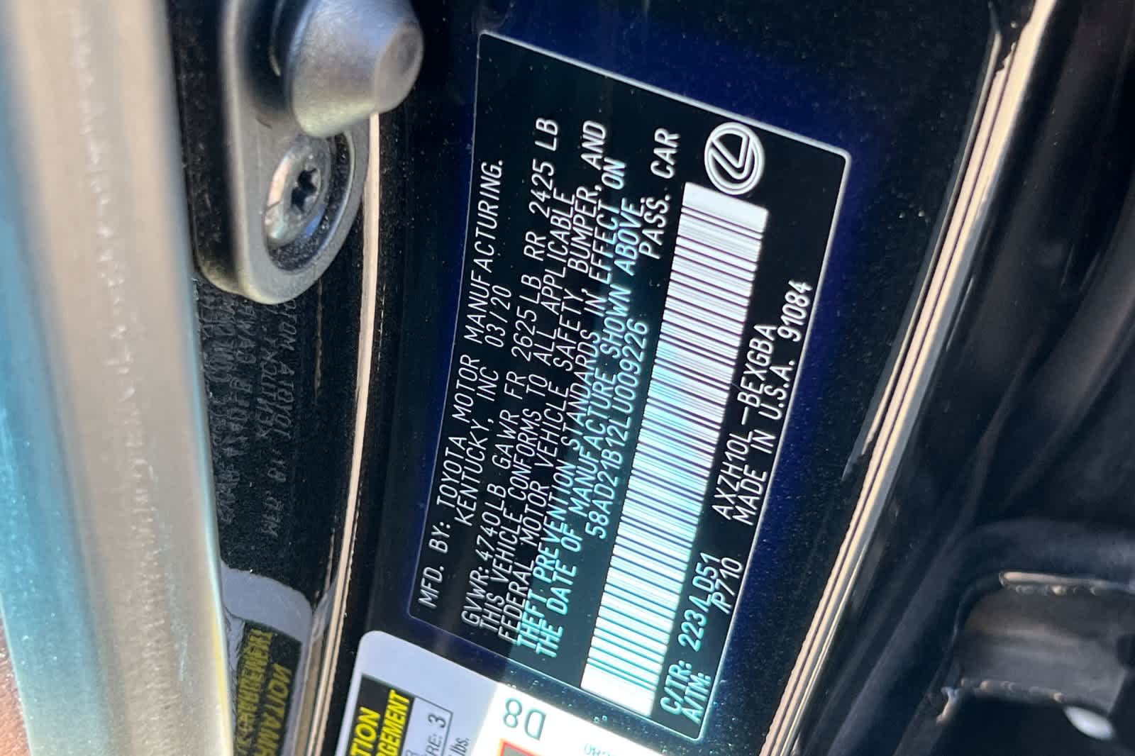 Thumbnail: 2020 Lexus ES - 33