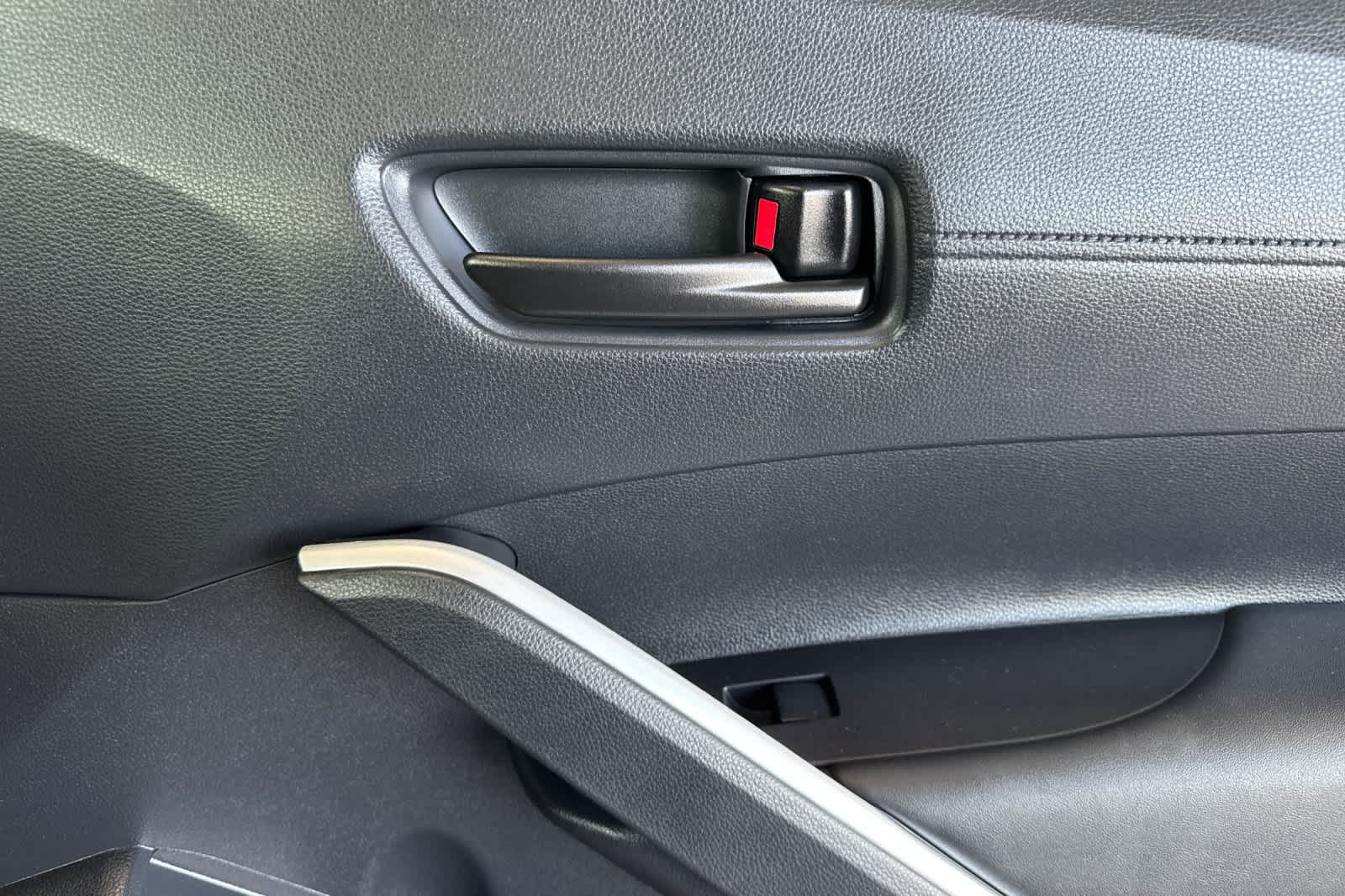 Thumbnail: 2024 Toyota Corolla Cross - 18