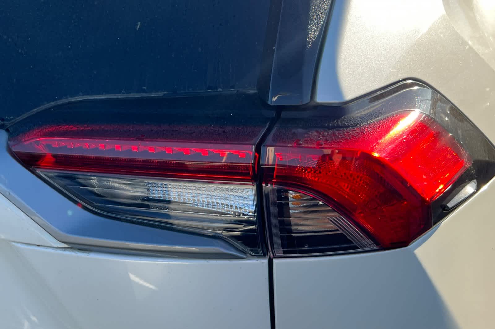 Thumbnail: 2022 Toyota RAV4 - 18