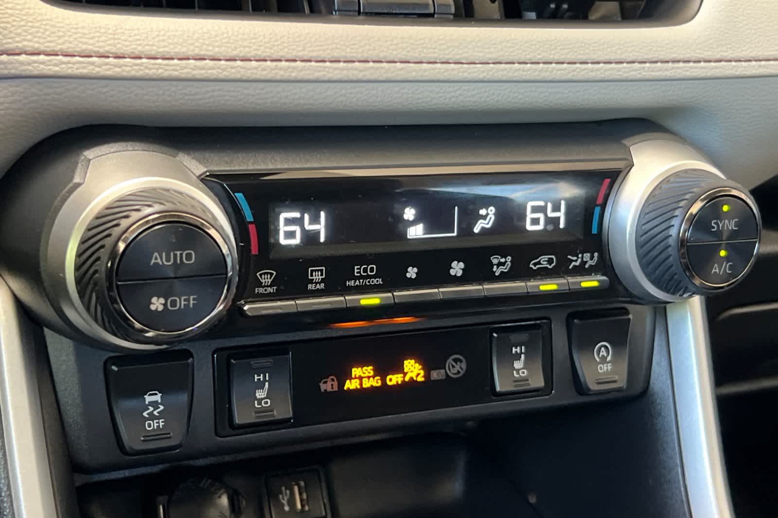 Thumbnail: 2024 Toyota RAV4 - 22