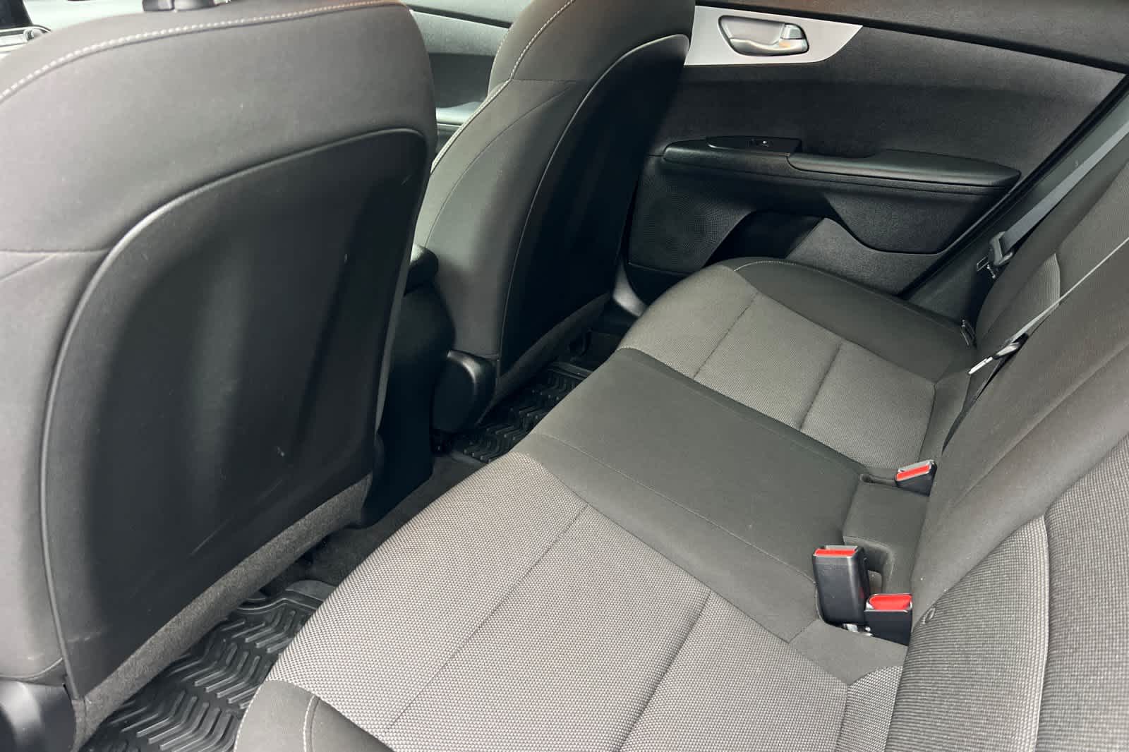 Thumbnail: 2023 Kia Forte - 4