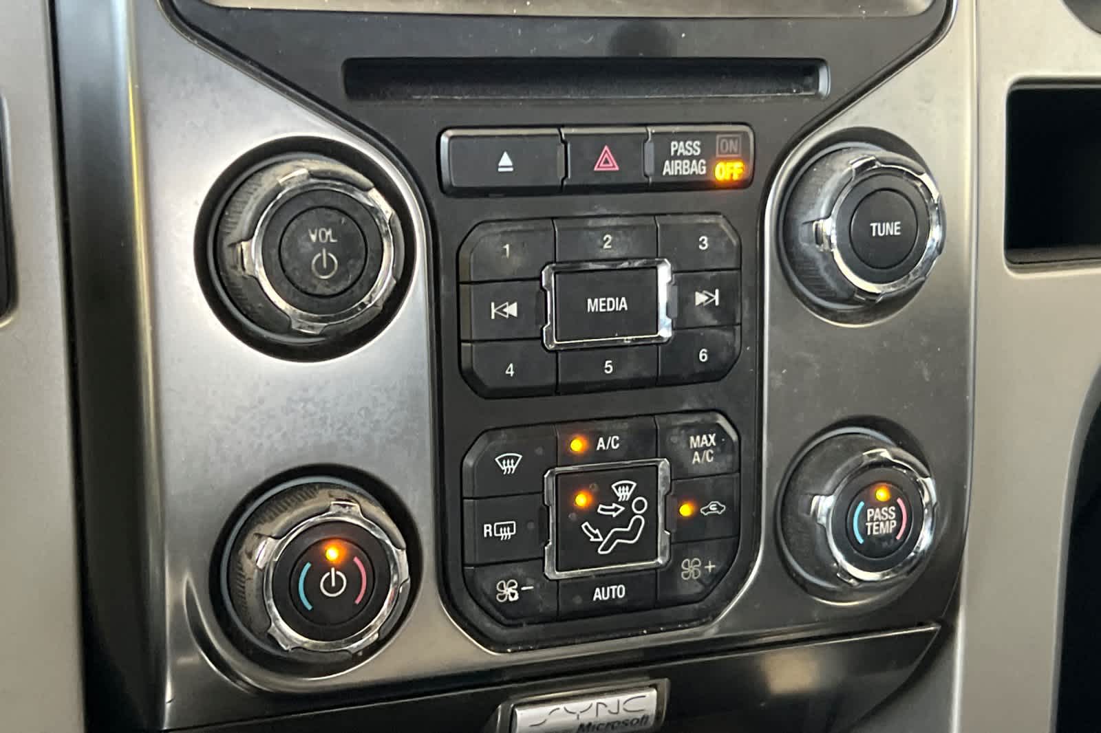 Thumbnail: 2014 Ford F-150 - 22