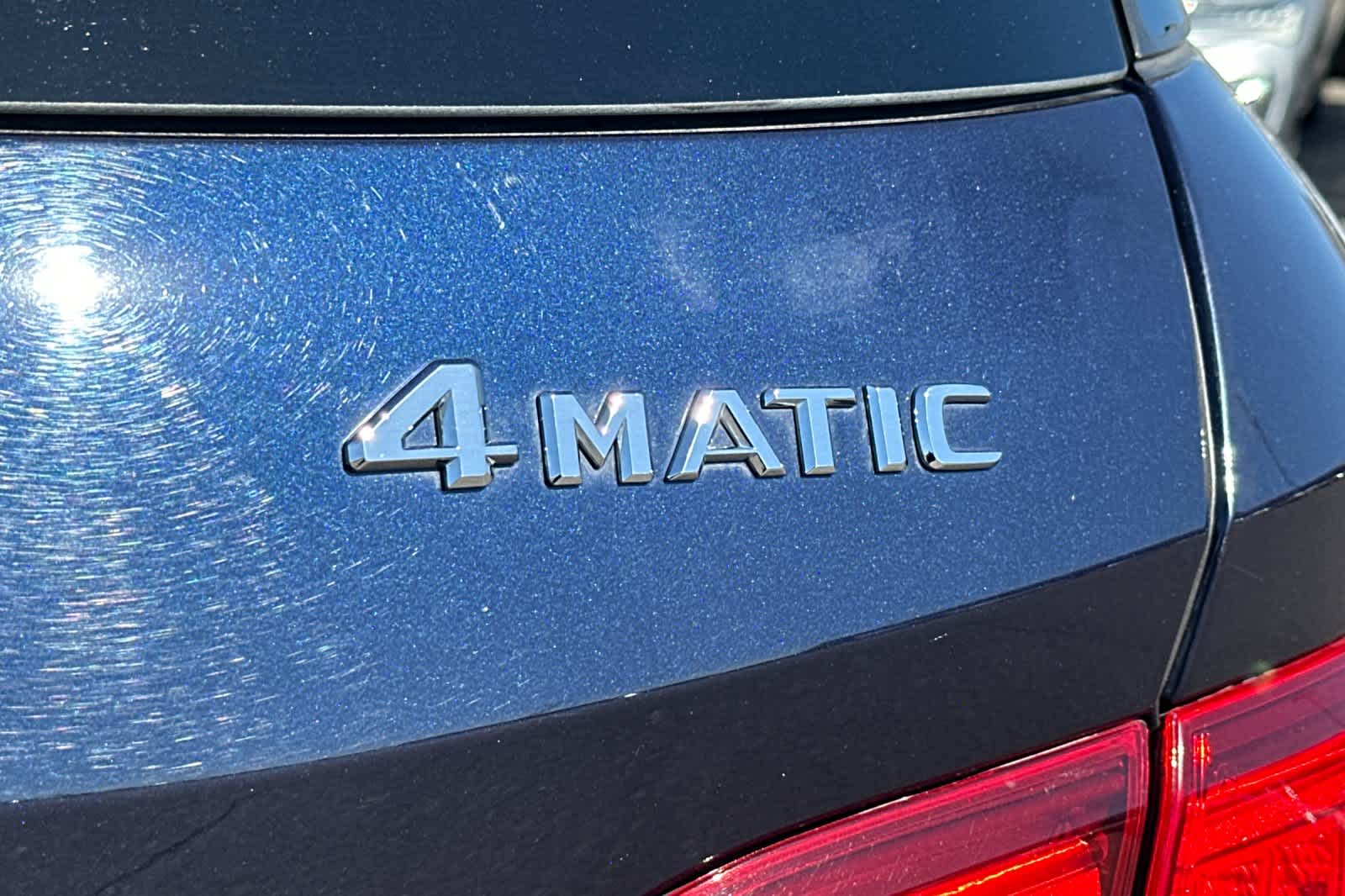 Thumbnail: 2016 Mercedes-Benz GLE - 33