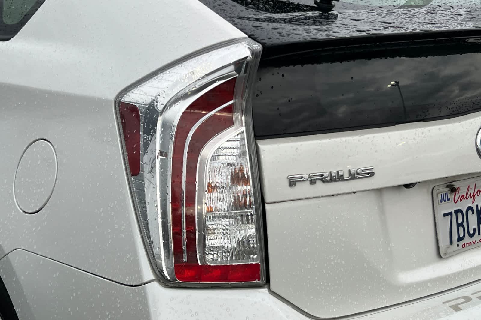 Thumbnail: 2013 Toyota Prius - 15