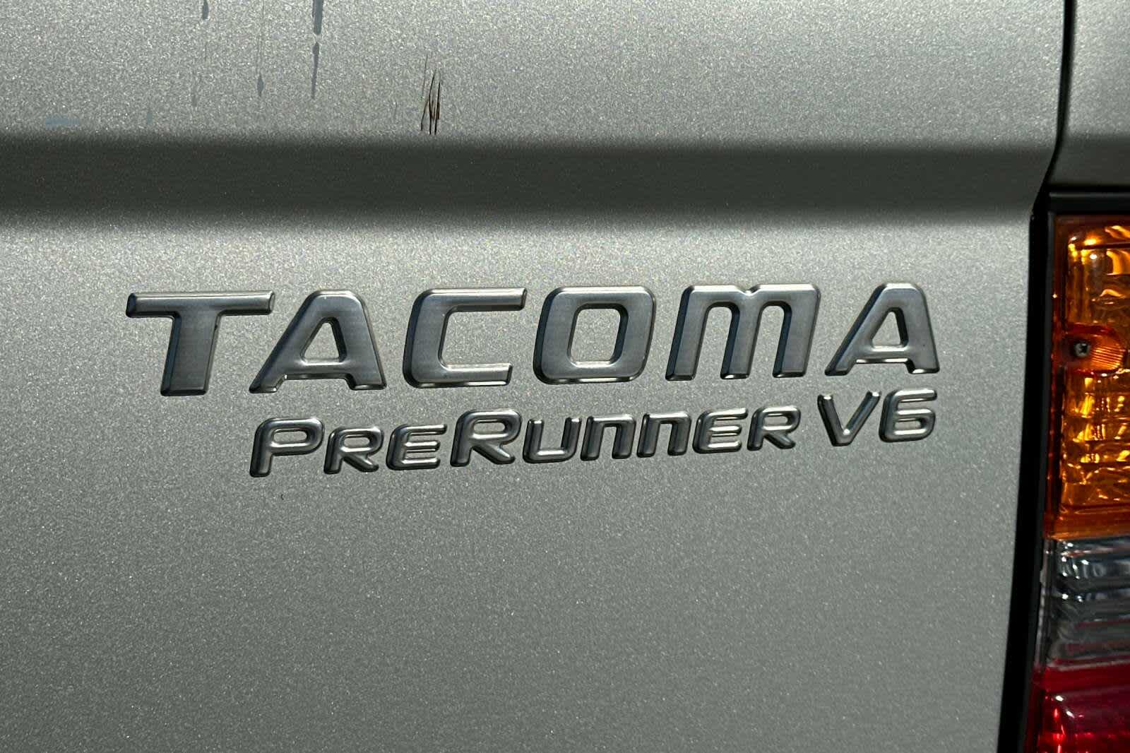 Thumbnail: 2001 Toyota Tacoma - 29