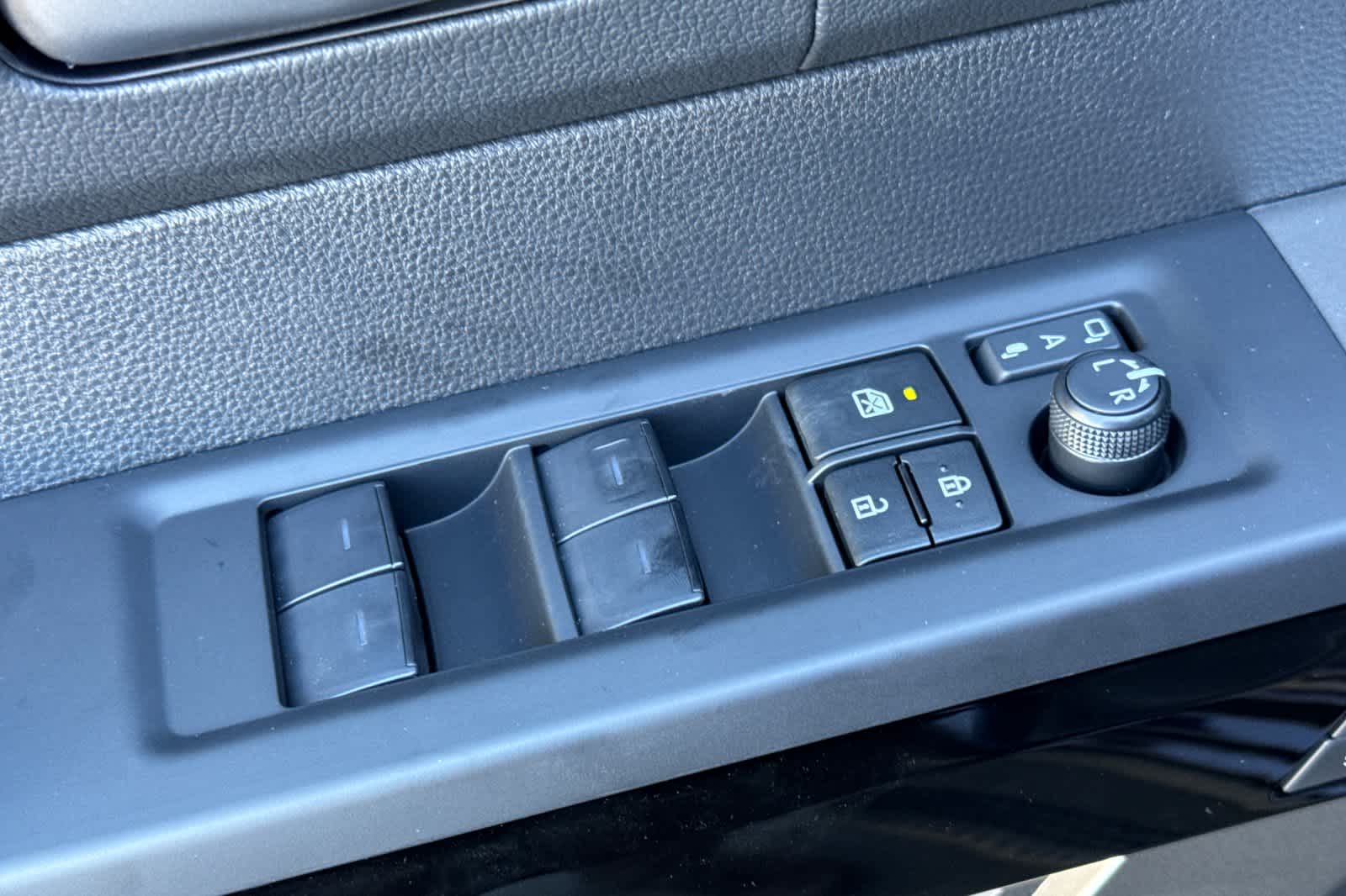 Thumbnail: 2026 Toyota Tundra - 13