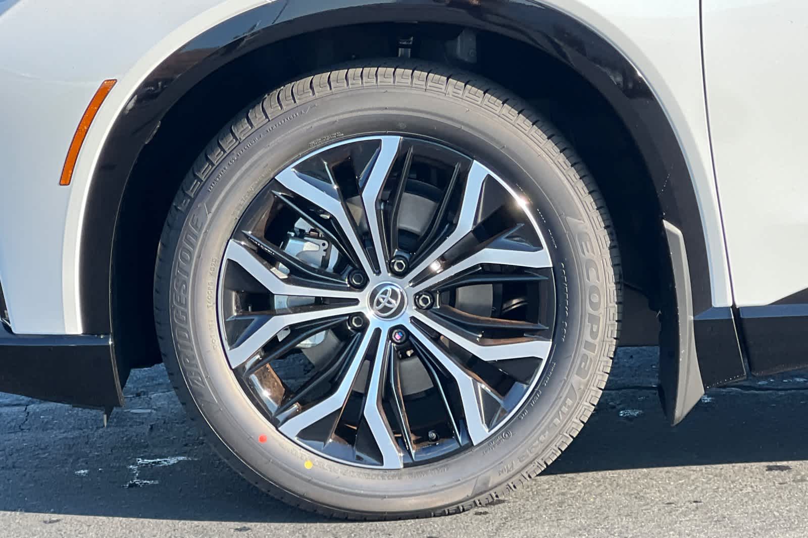 Thumbnail: 2026 Toyota Crown Signia - 29