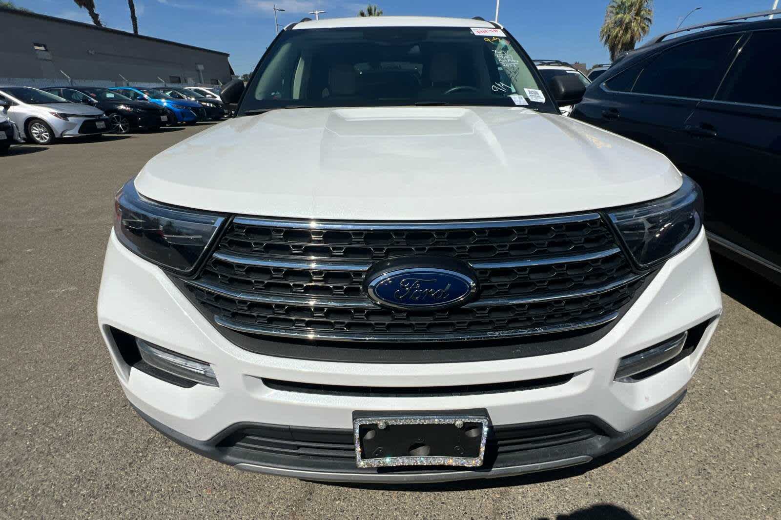 Thumbnail: 2021 Ford Explorer - 6