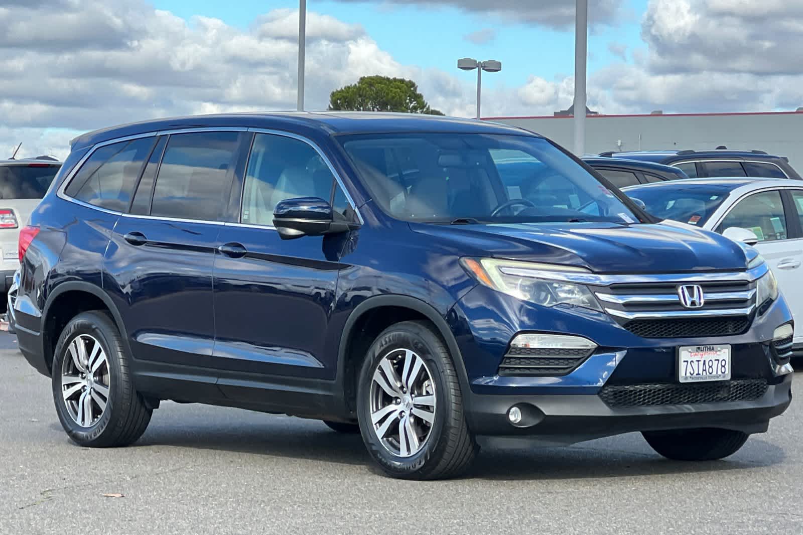 Thumbnail: 2016 Honda Pilot - 5