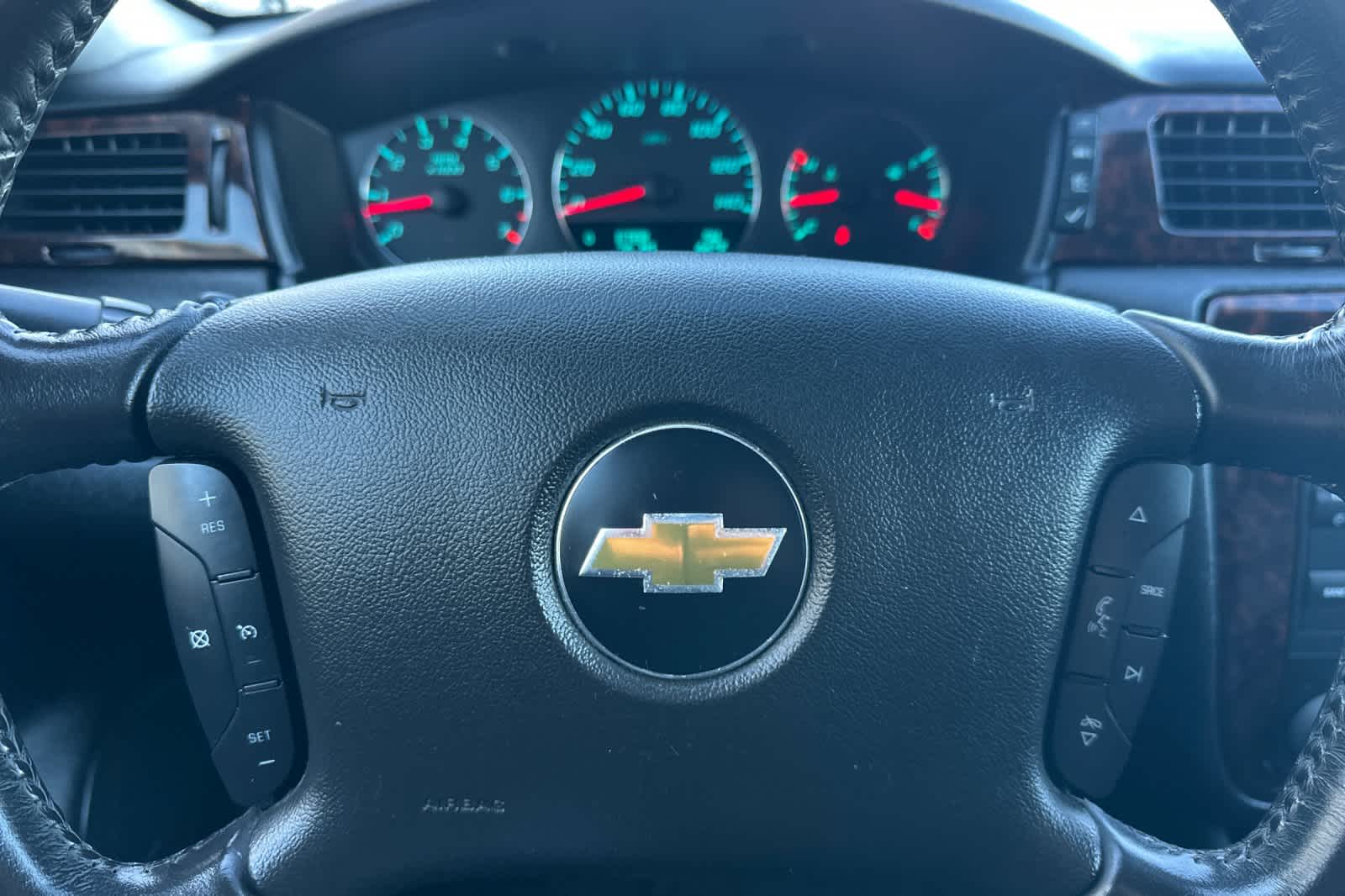 Thumbnail: 2013 Chevrolet Impala - 21