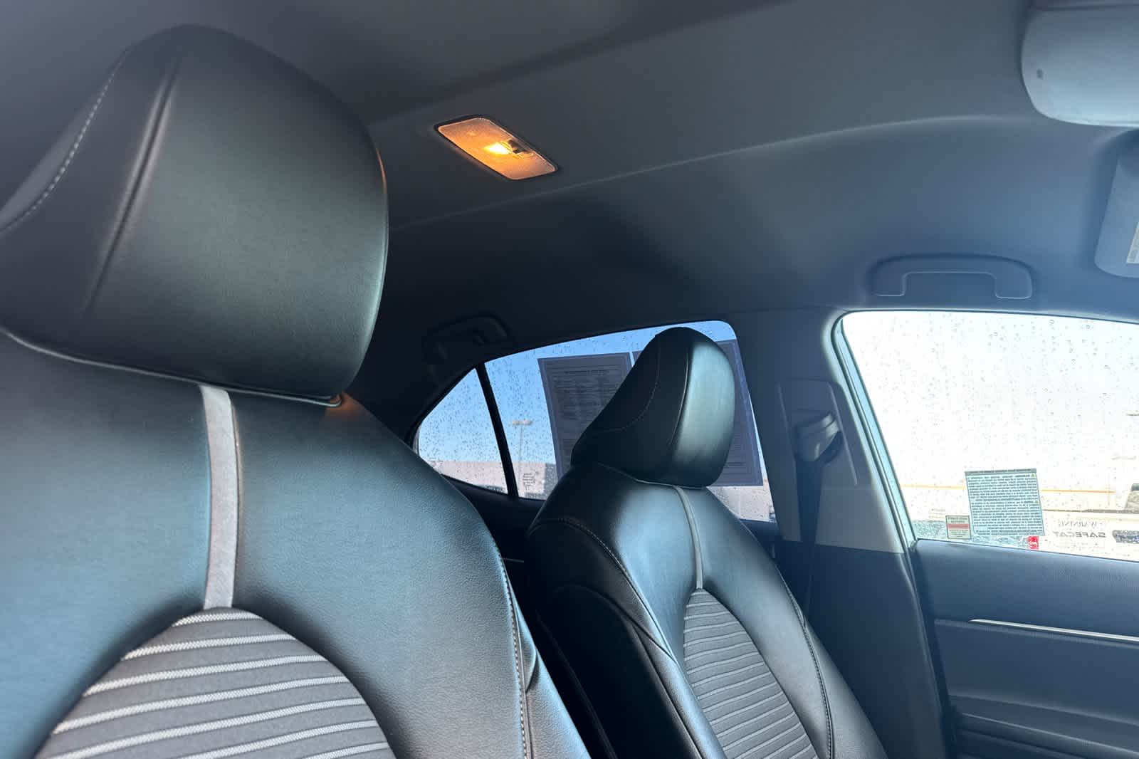 Thumbnail: 2022 Toyota Camry - 16