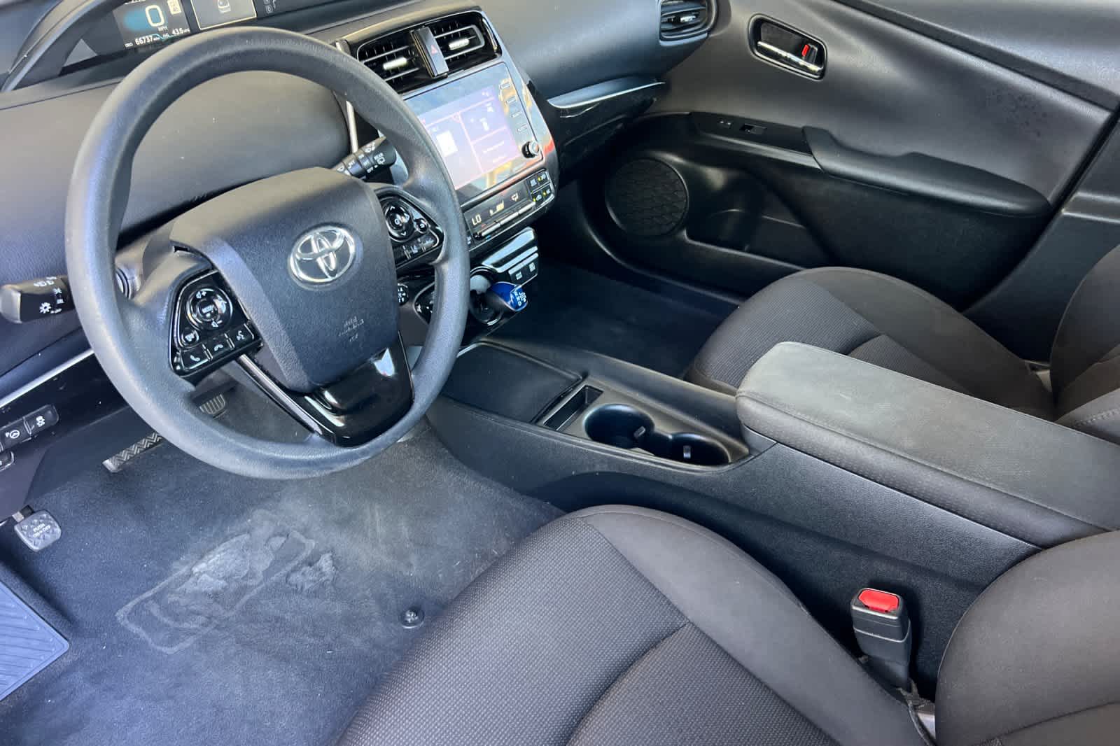 Thumbnail: 2021 Toyota Prius - 10
