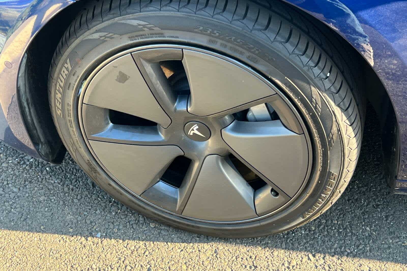 Thumbnail: 2021 Tesla Model 3 - 20
