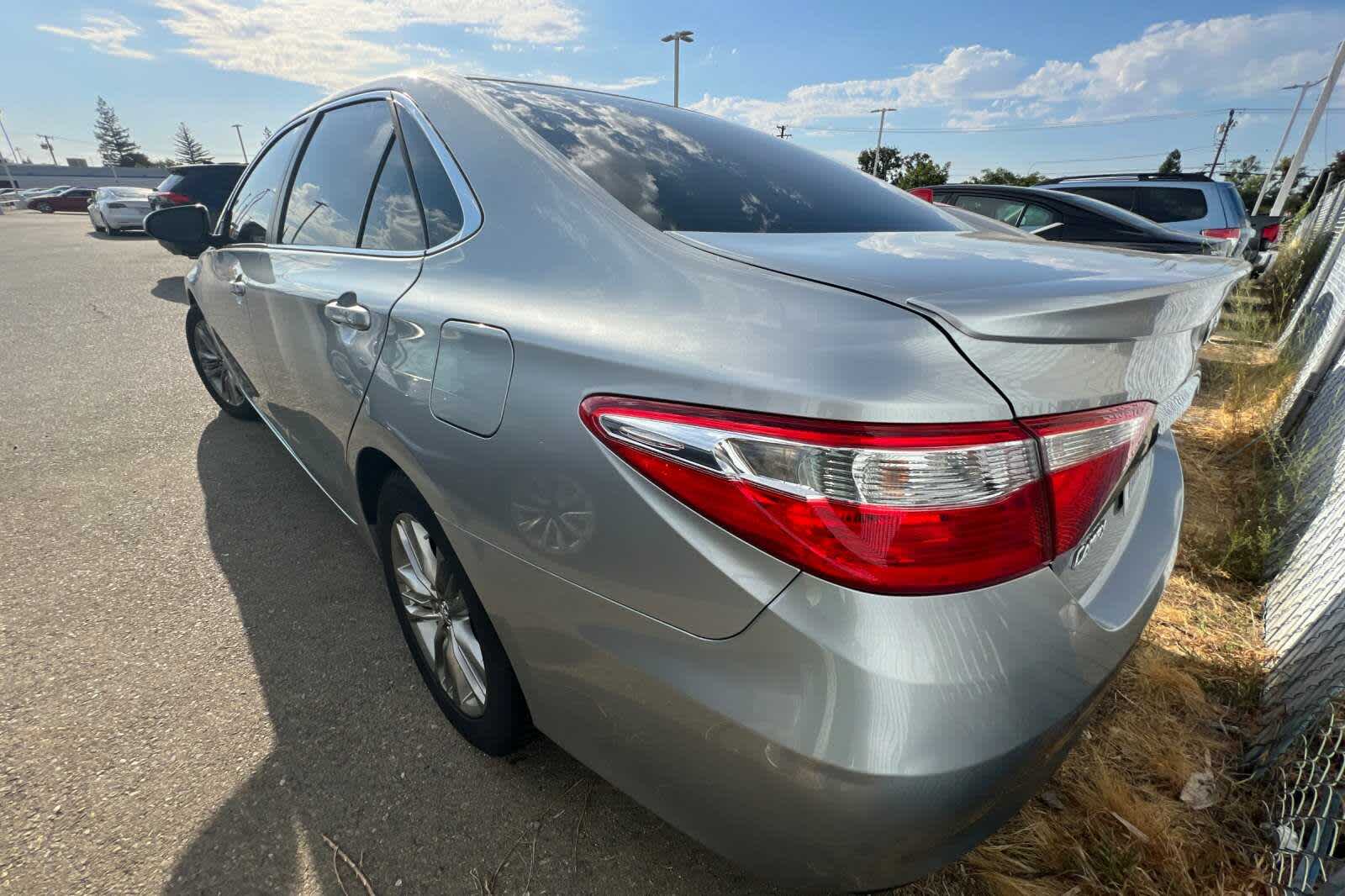 Thumbnail: 2015 Toyota Camry - 4