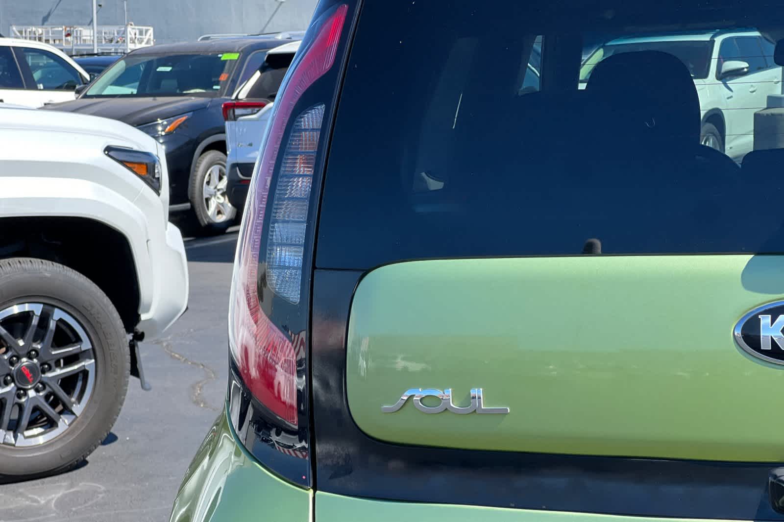Thumbnail: 2015 Kia Soul - 29