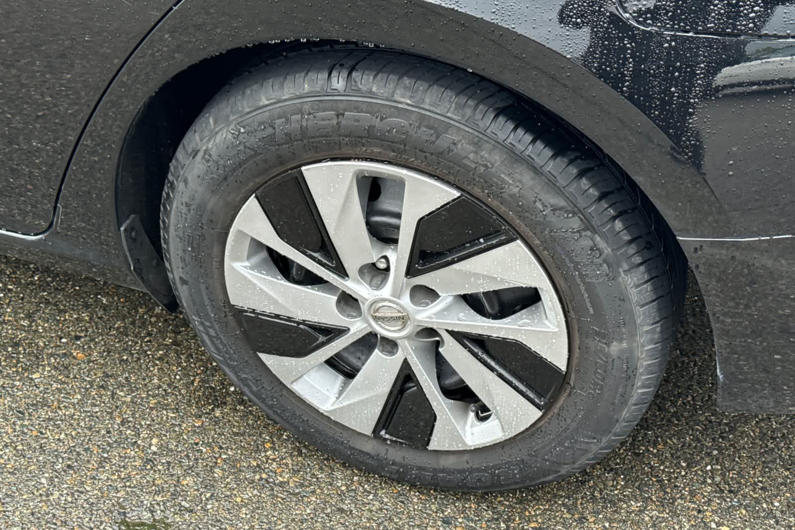 Thumbnail: 2020 Nissan Altima - 18