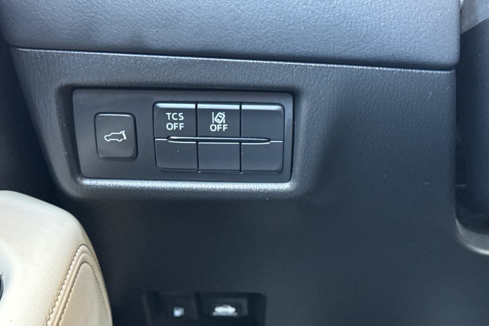 Thumbnail: 2017 Mazda CX-5 - 32