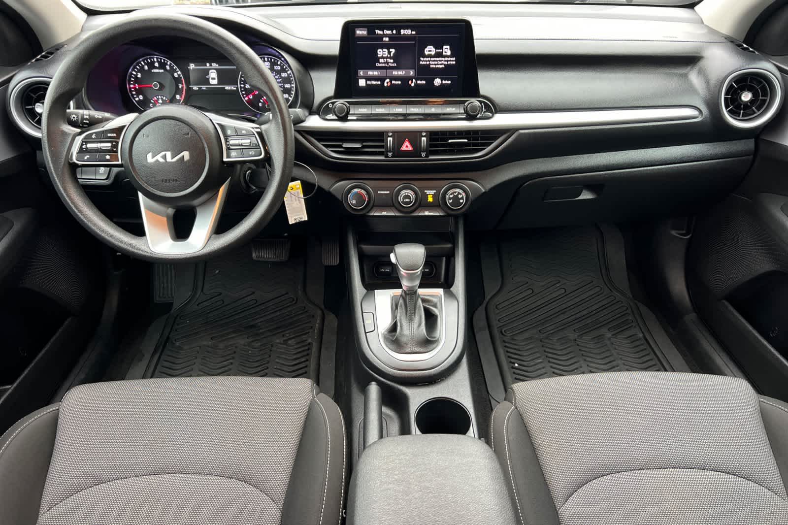 Thumbnail: 2023 Kia Forte - 3